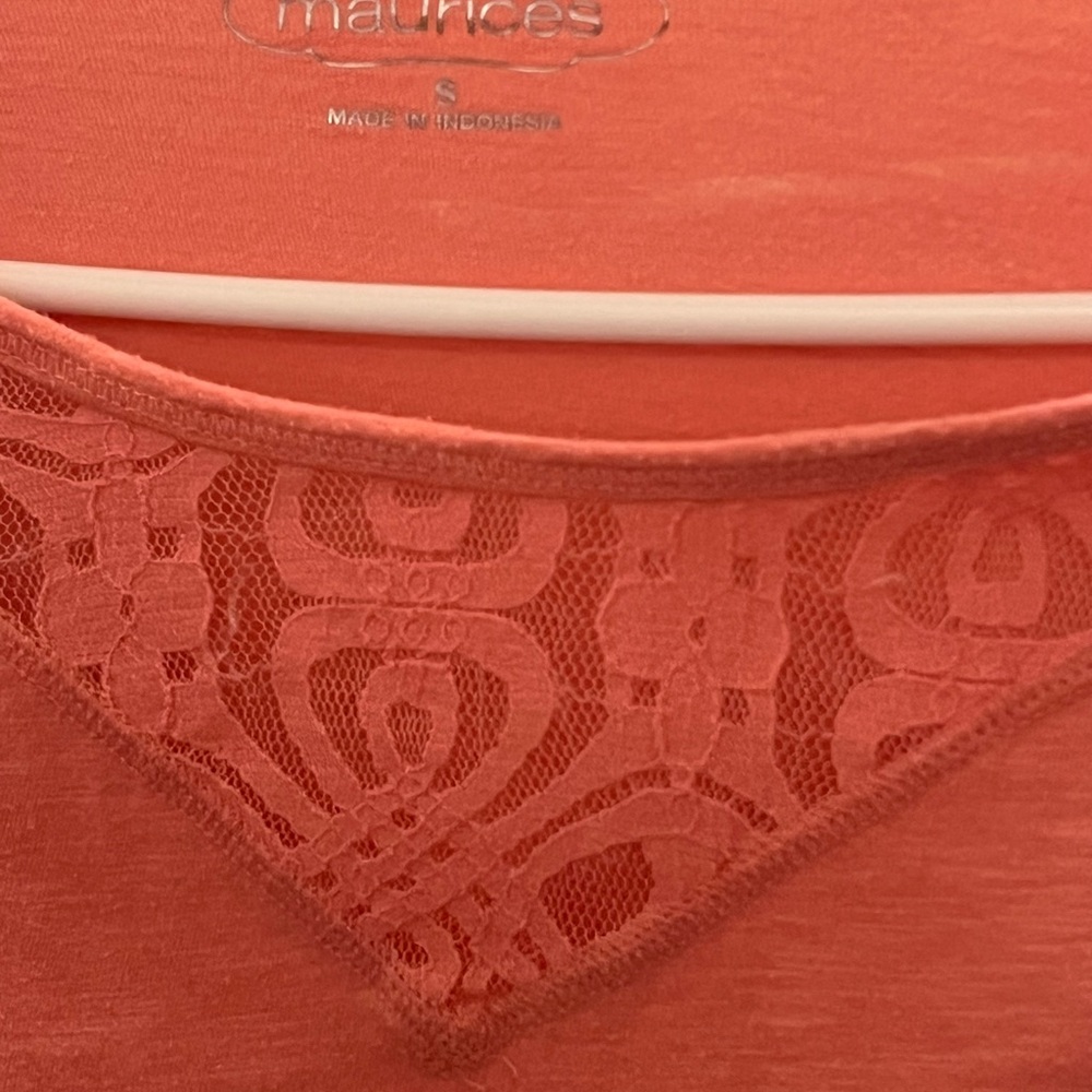 Pink Maurices Top-Small - Picture 2 of 2